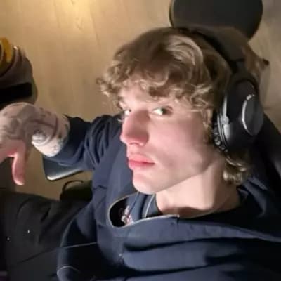 Vinnie Hacker thumbnail