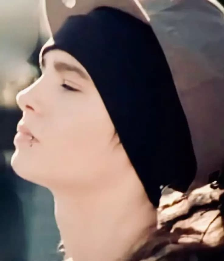 Tom Kaulitz thumbnail