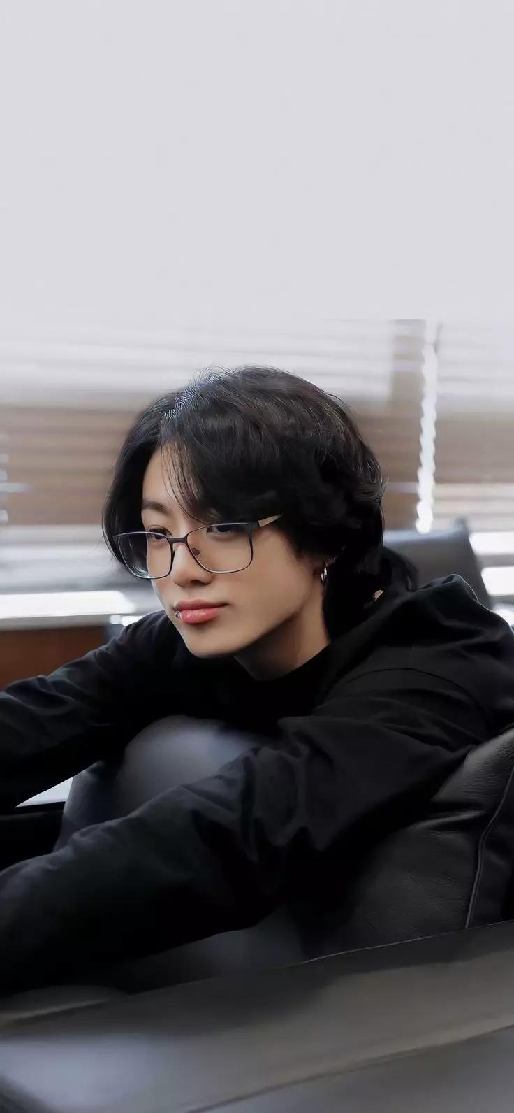 Jeon Jungkook thumbnail