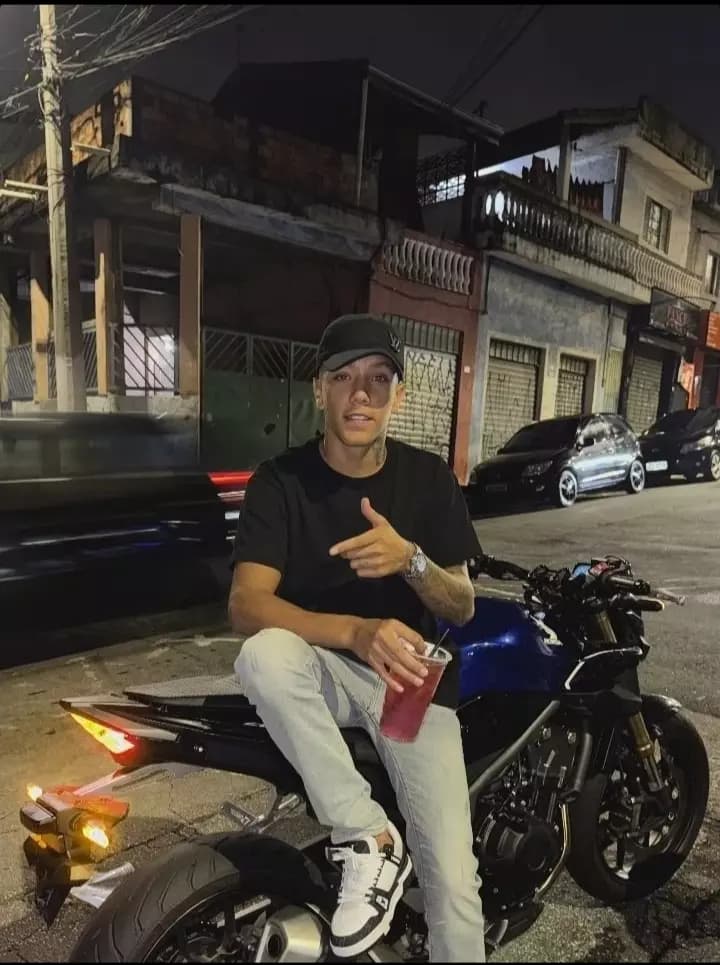 Gustavo  thumbnail