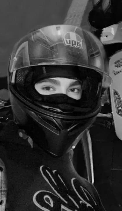 Tom Kaulitz thumbnail