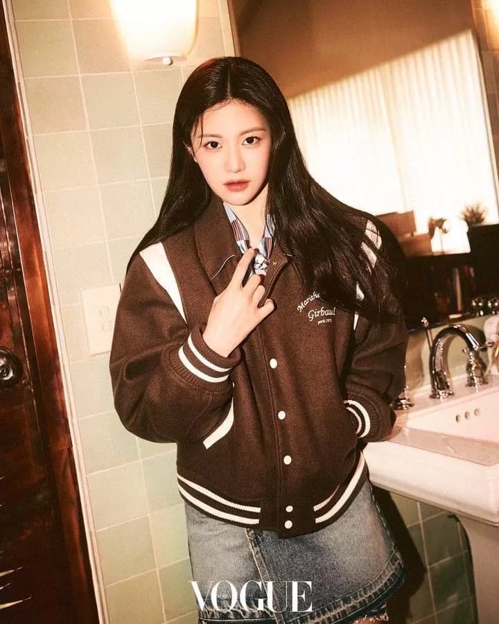 Youn-Jung thumbnail