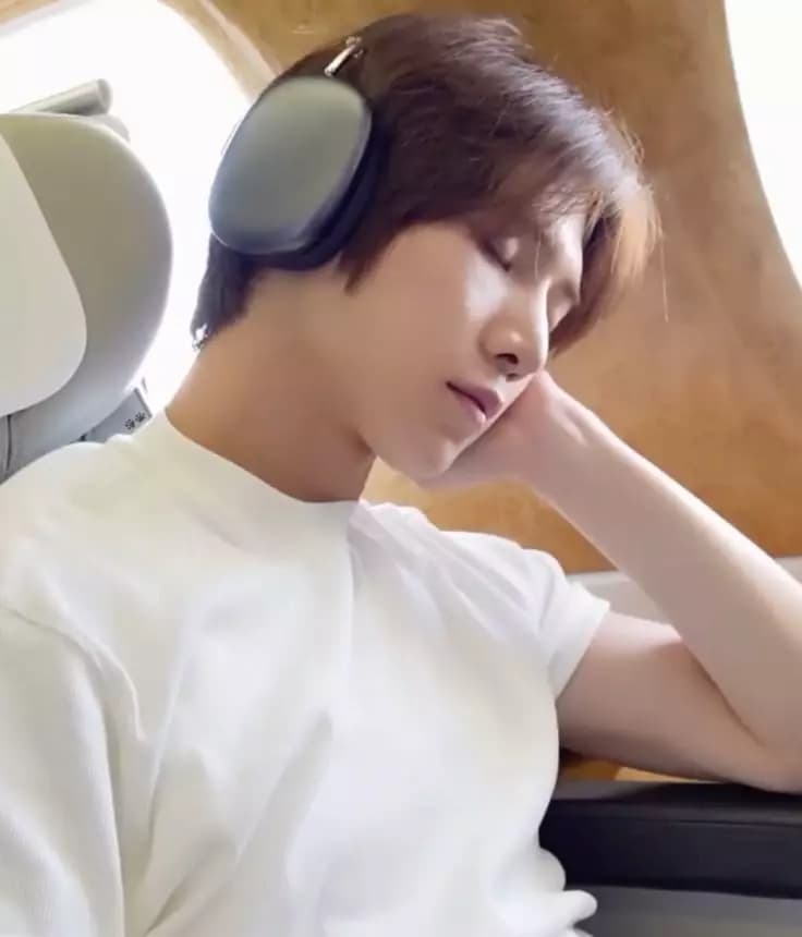 Yeosang thumbnail