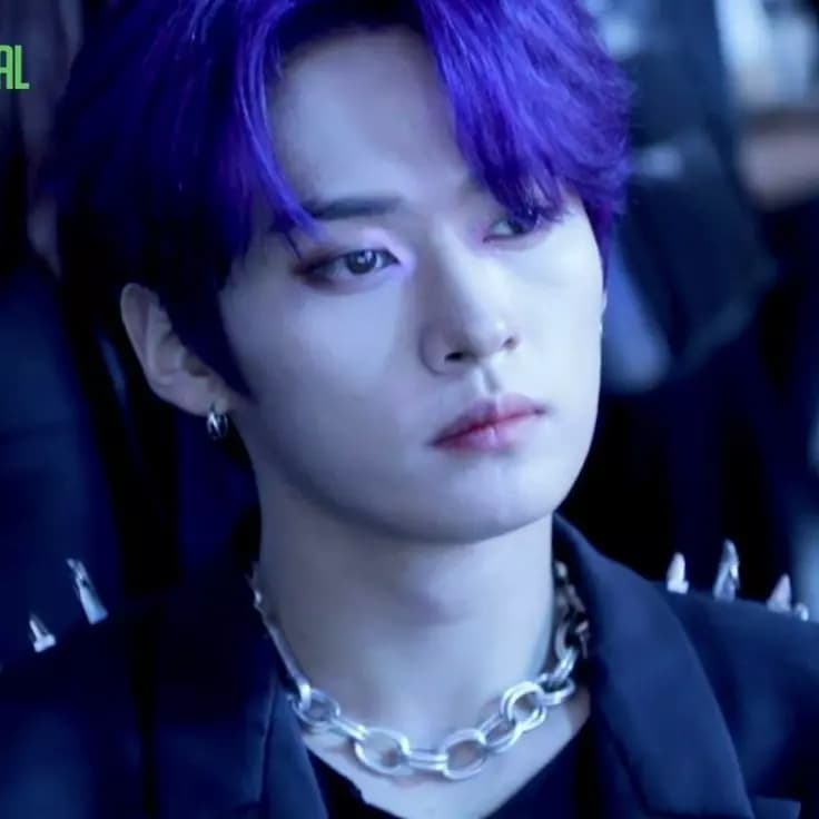 Lee Know thumbnail