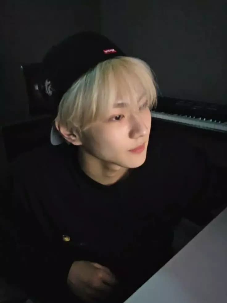 Yang Jungwon thumbnail