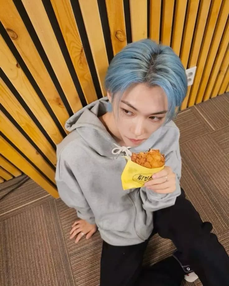 🐥| Felix - yongbok  thumbnail