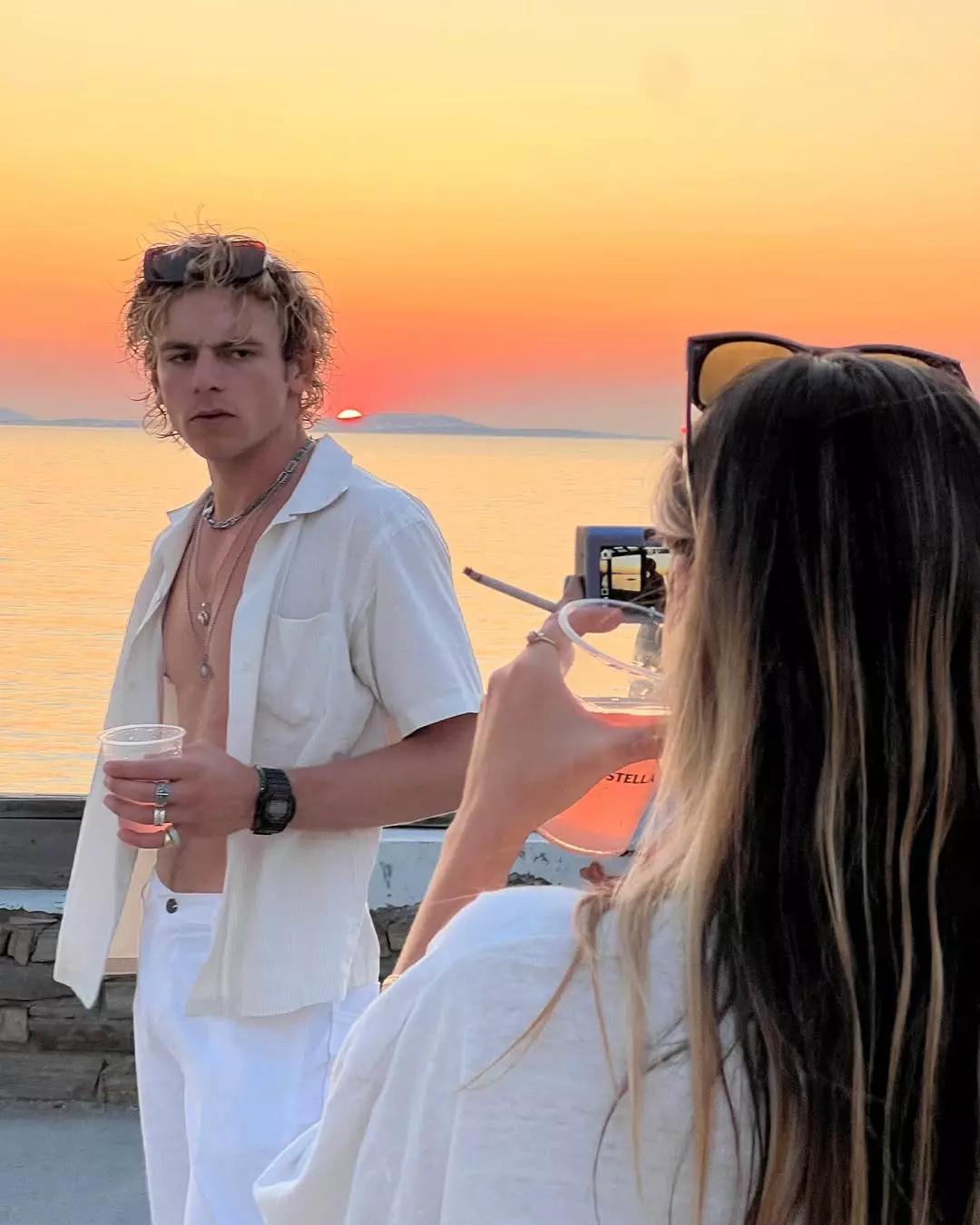 Ross Lynch thumbnail