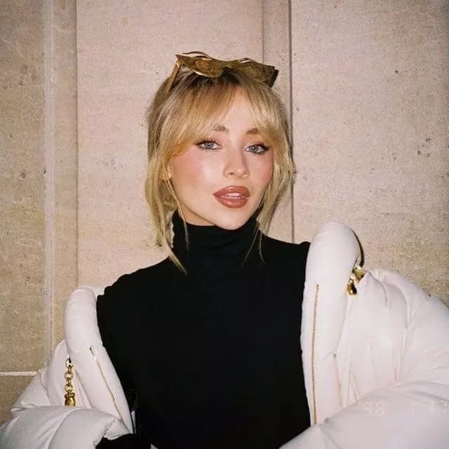 Sabrina Carpenter  thumbnail