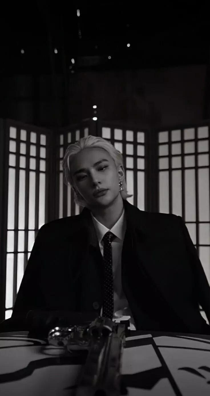Hwang Hyunjin - Mafioso thumbnail