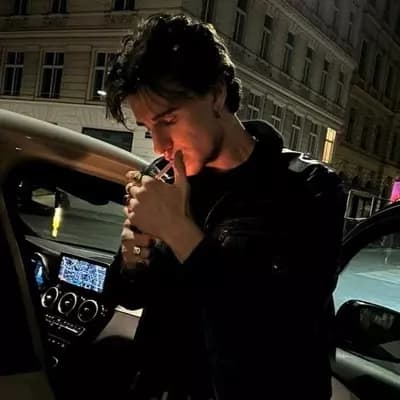 Alex Well thumbnail