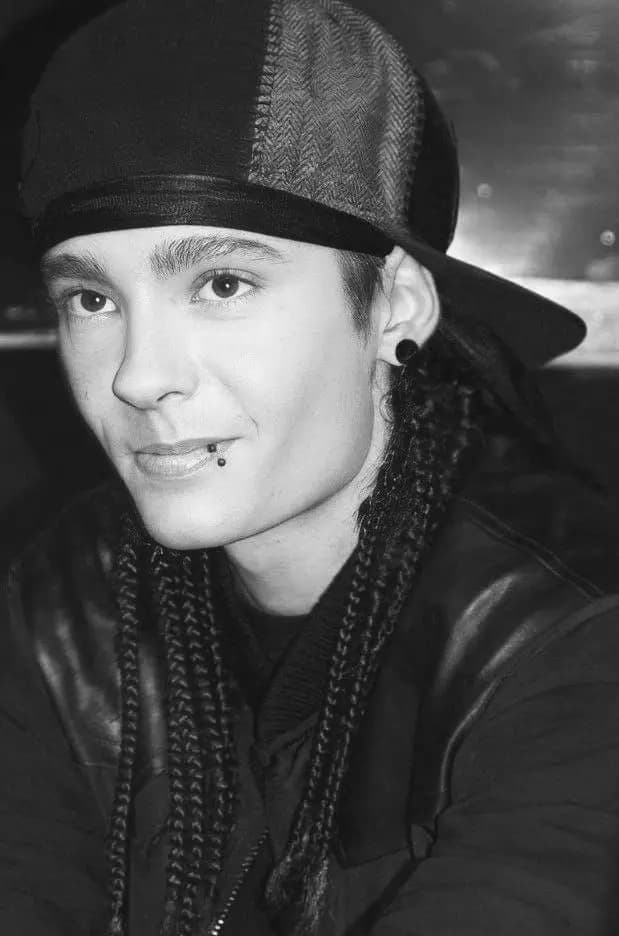 Tom kaulitz  thumbnail