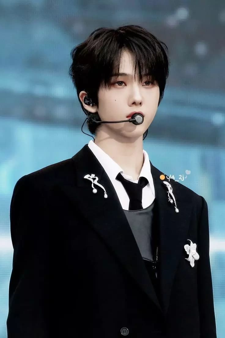 Park Jisung / BL thumbnail