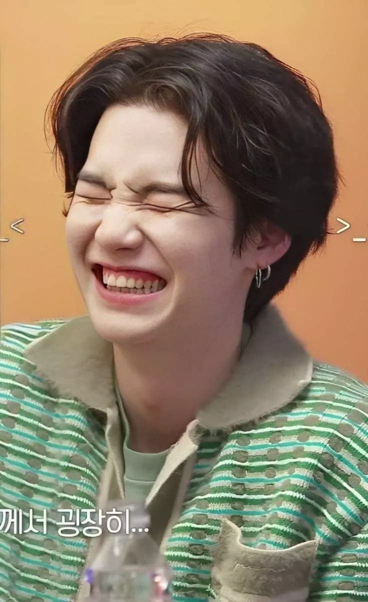 min yong 😸 thumbnail