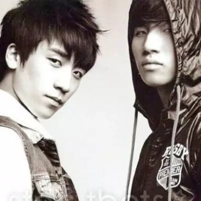 Seungri and Daesung thumbnail