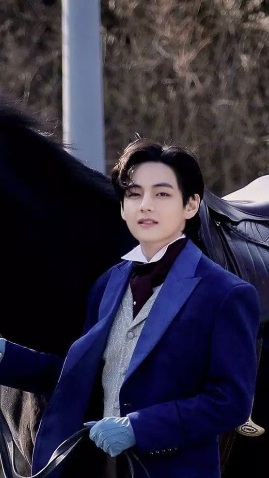 Kim Taehyung thumbnail