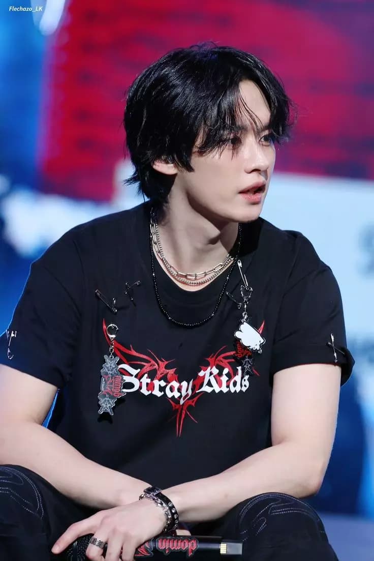 Lee Know thumbnail