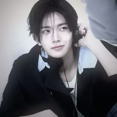 Lee Heeseung thumbnail
