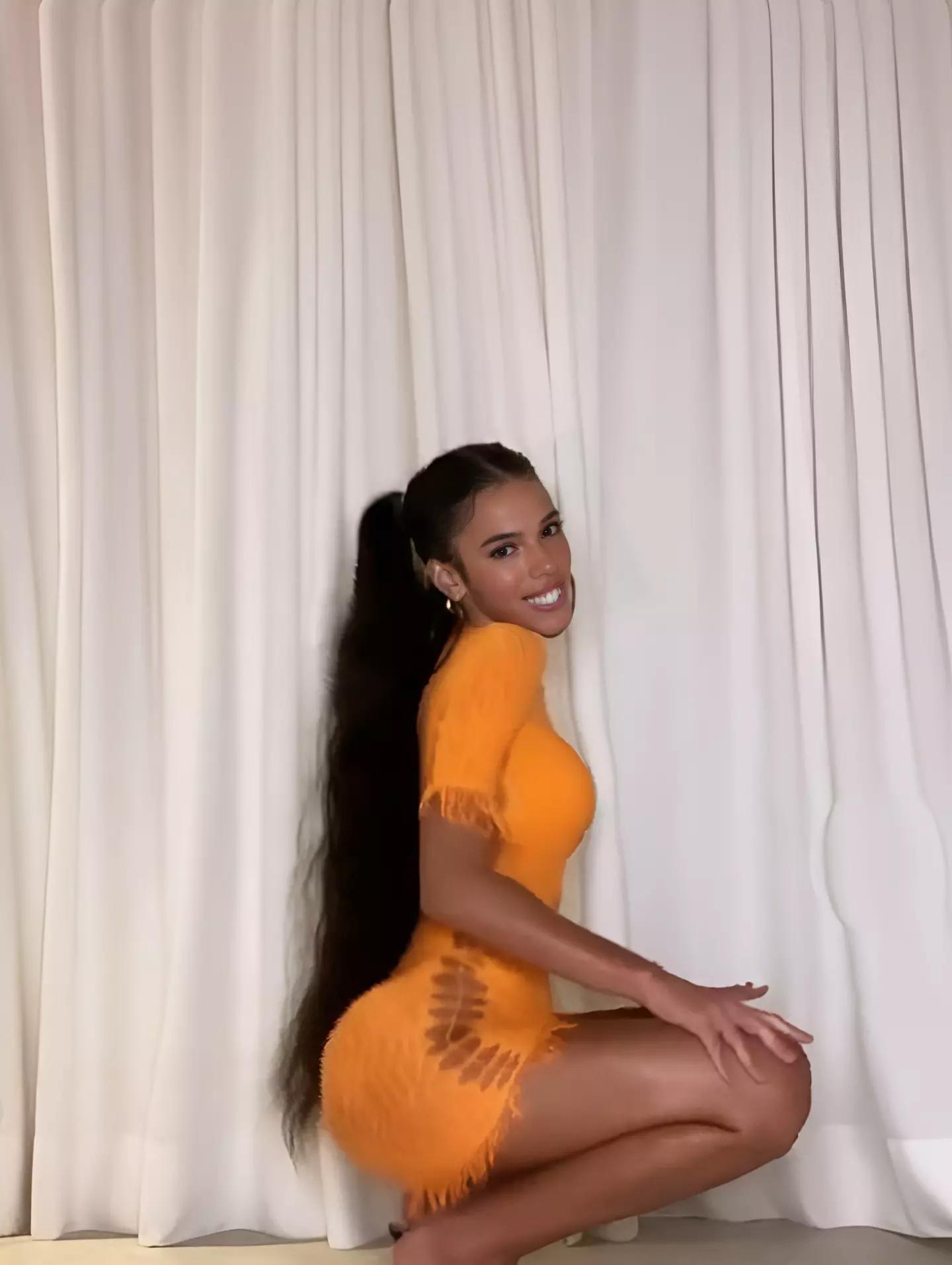Bruna Marquezine thumbnail