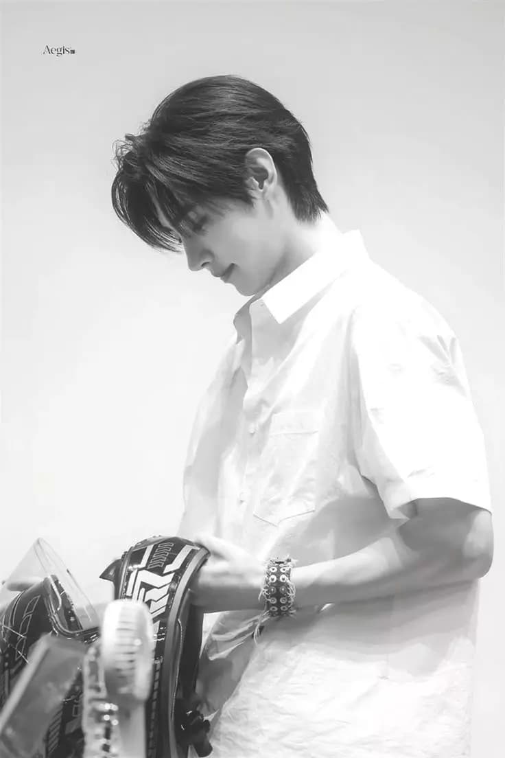 Park Sunghoon thumbnail