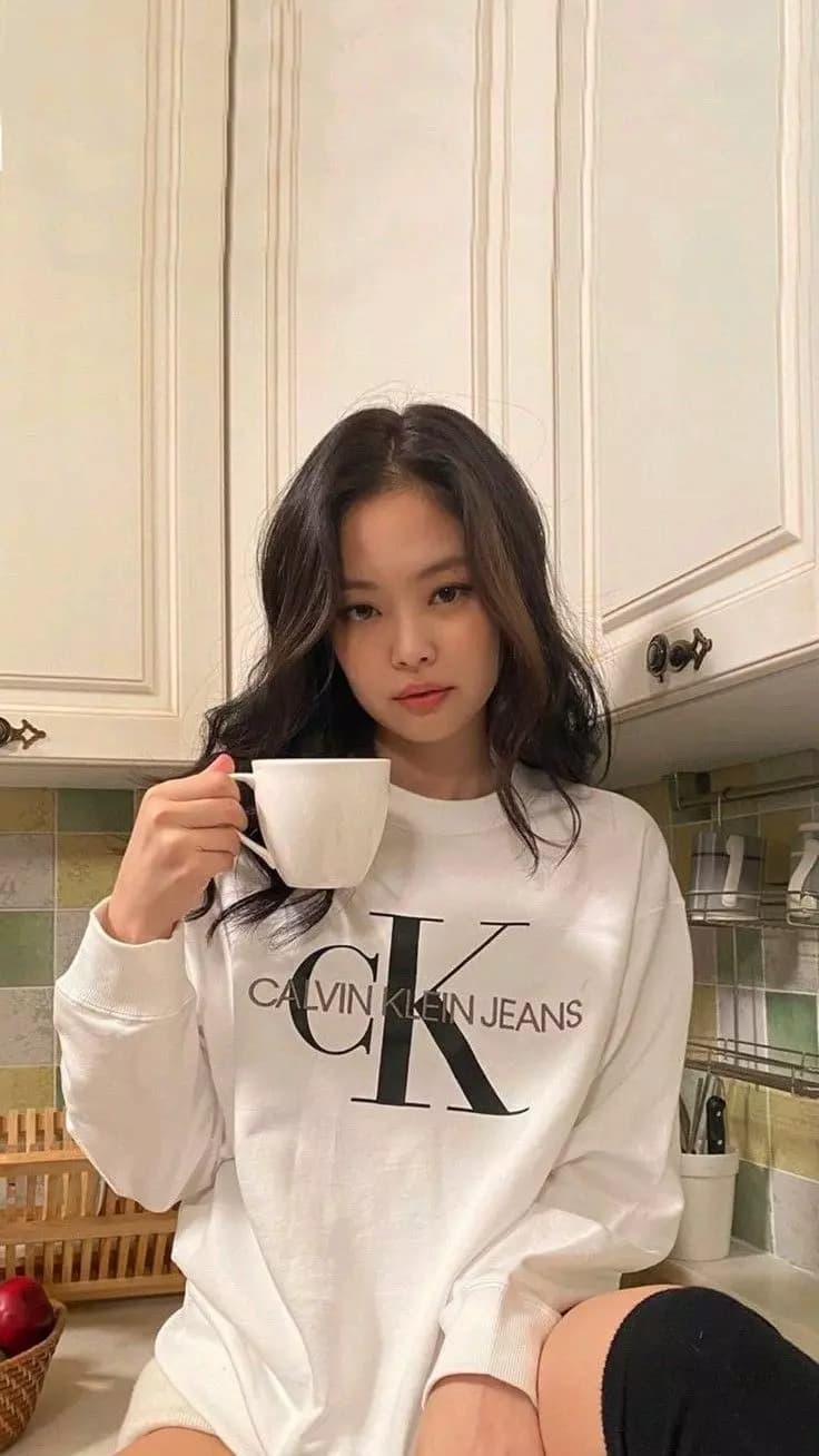 Jennie thumbnail
