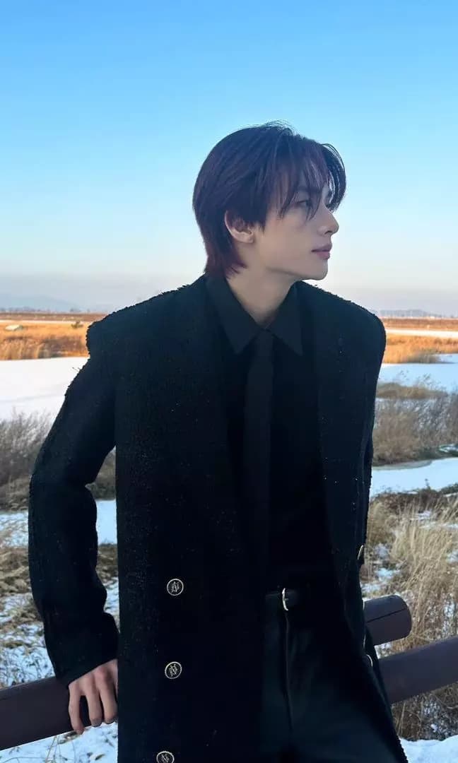 Hyunjin  thumbnail