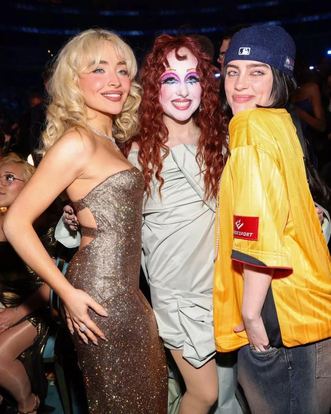 Billie Eilish, Chappell Roan, and Sabrina Carpenter (futas) thumbnail