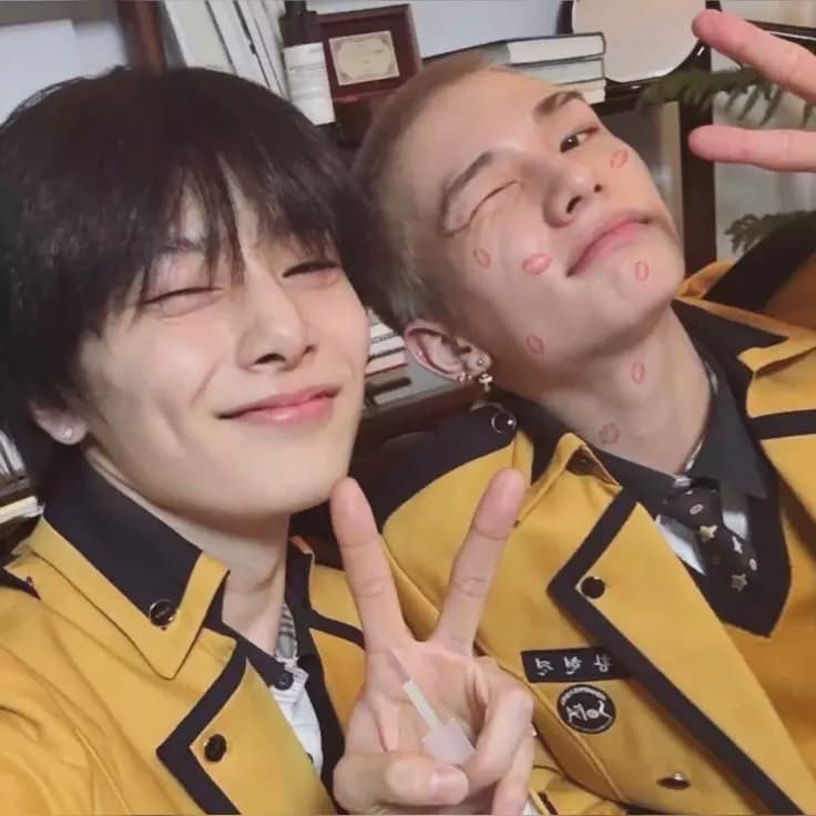 Jeongin thumbnail