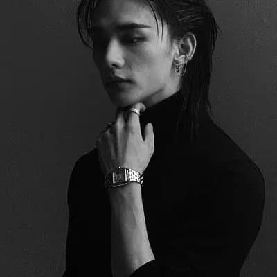 Hwang Hyunjin thumbnail