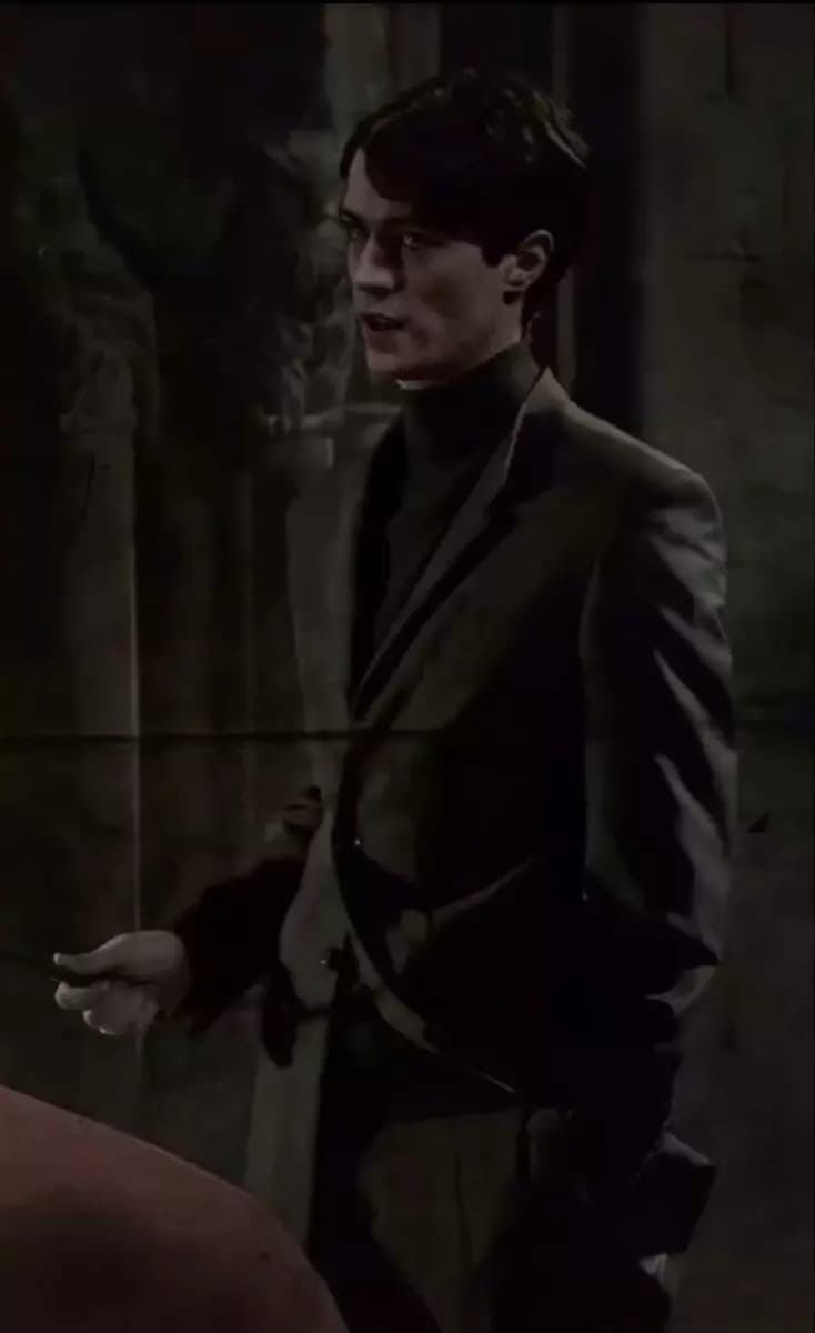 Tom Marvolo Riddle (Head boy) thumbnail