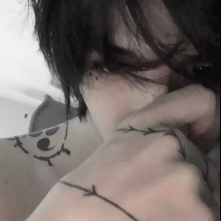 Alex thumbnail
