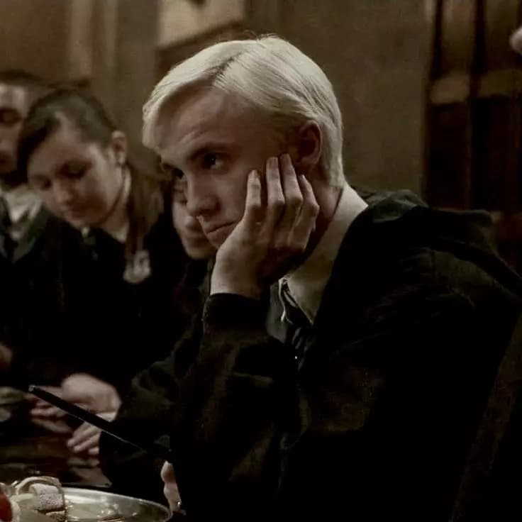 Draco Malfoy thumbnail