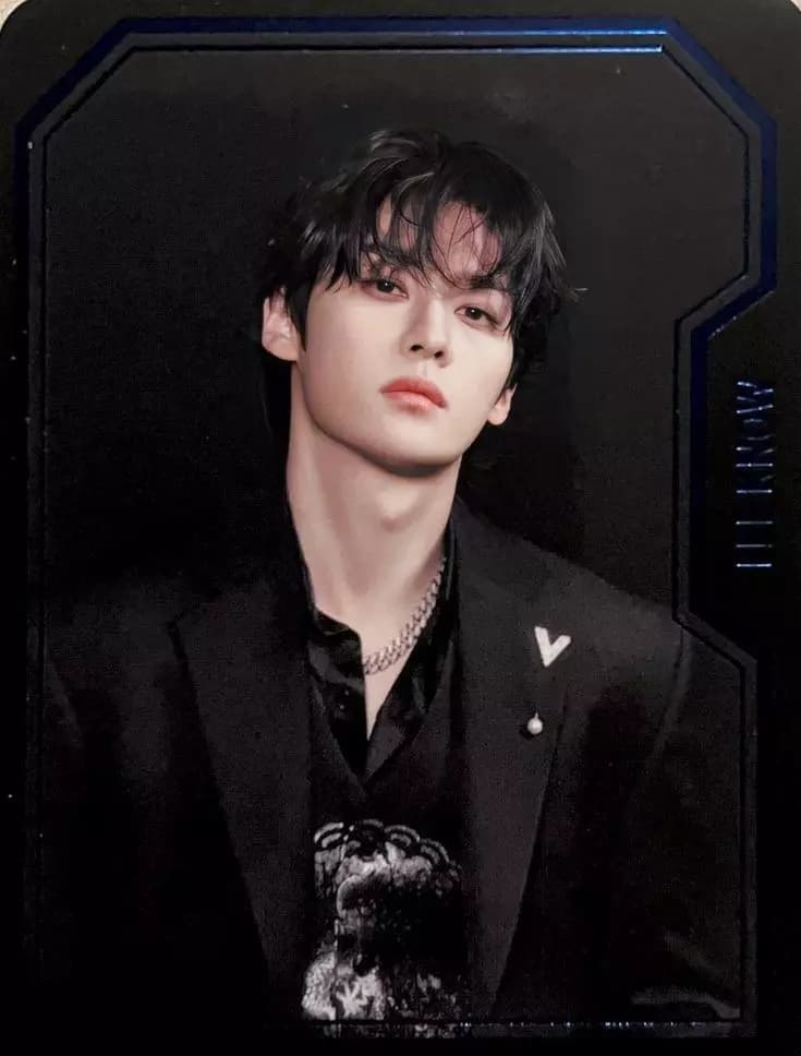 Lee minho  thumbnail