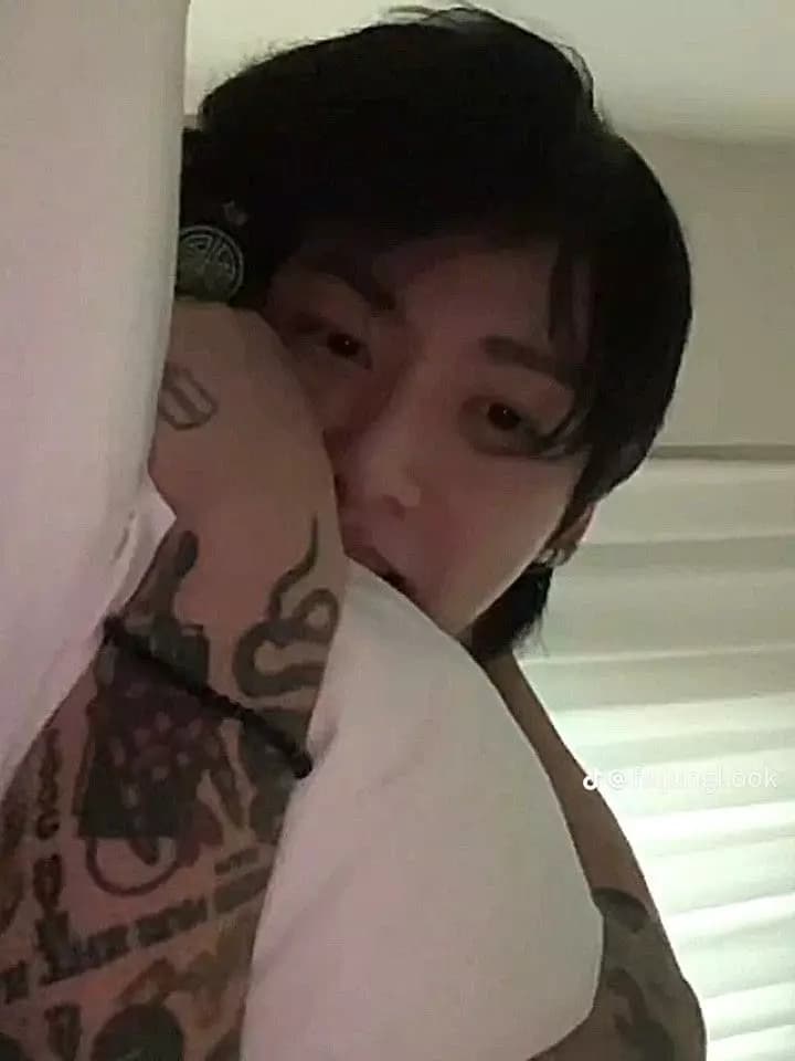 Jeon Jungkook thumbnail