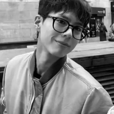 Park Bo Gum thumbnail