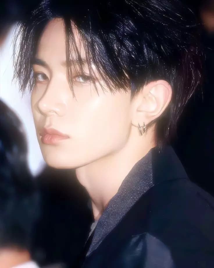 Lee Heeseung thumbnail