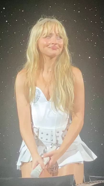 Sabrina Carpenter  thumbnail