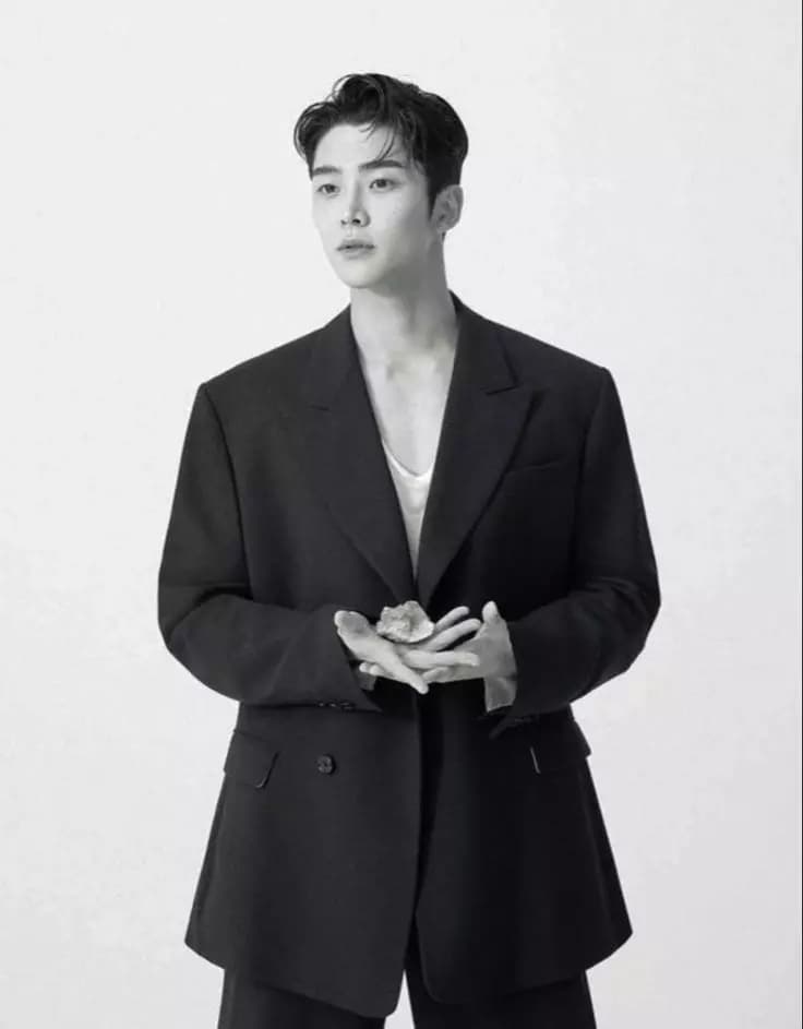 Rowoon  thumbnail