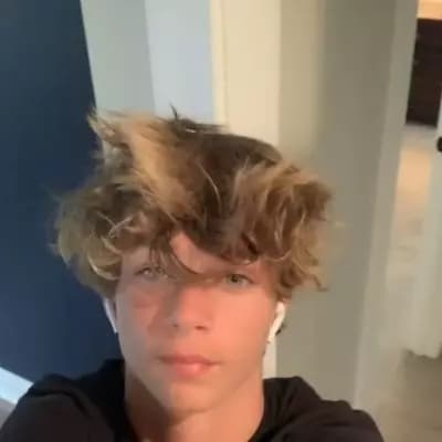 Alex thumbnail
