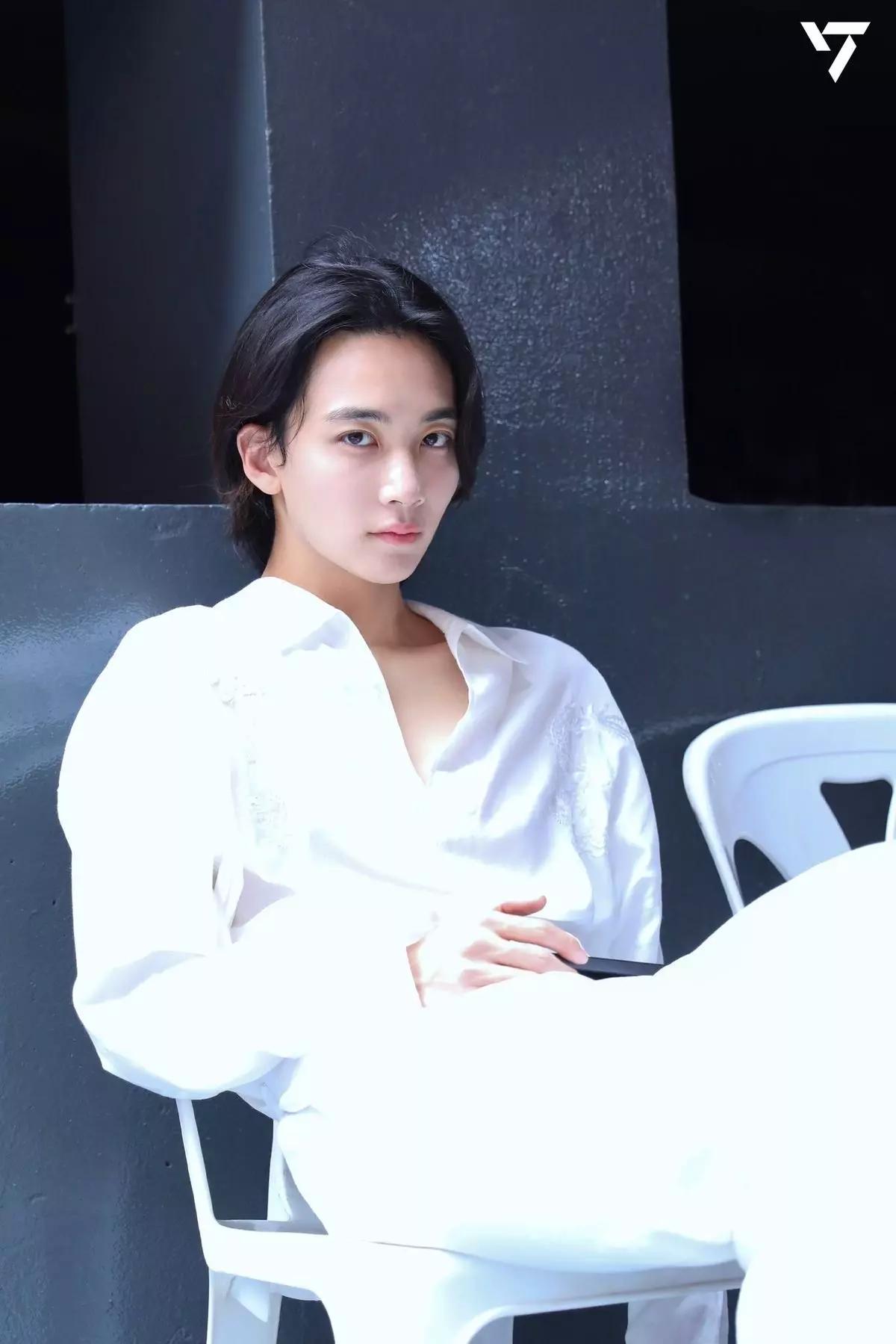 Jeonghan thumbnail