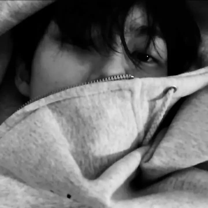 taehyung  thumbnail