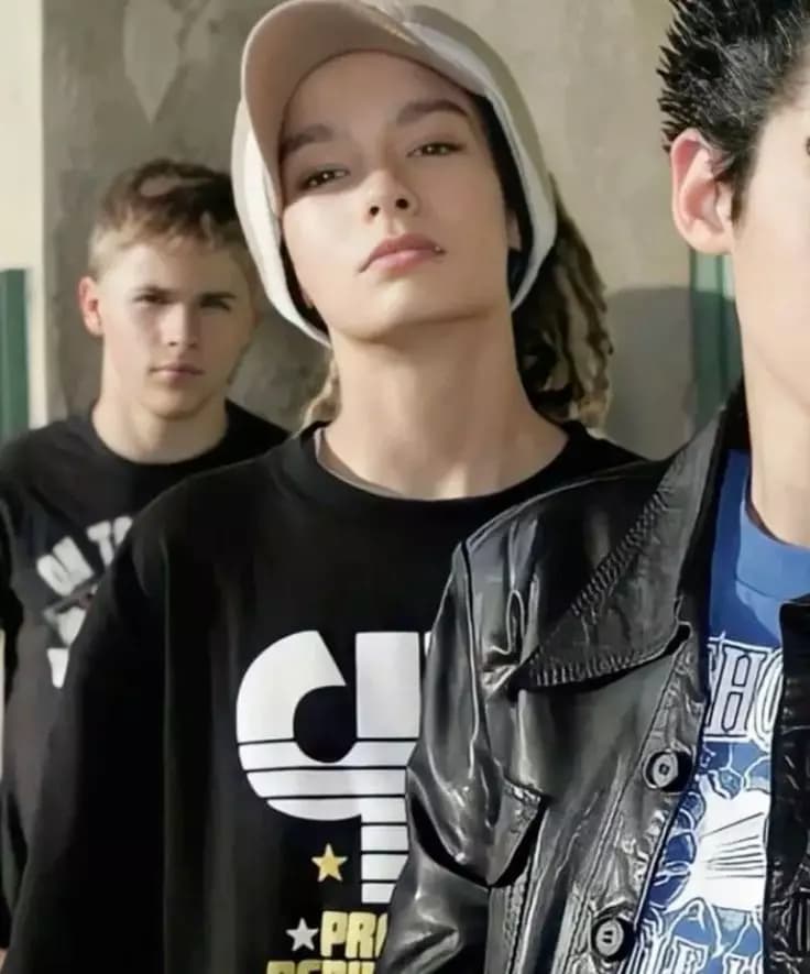 Tom kaulitz  thumbnail
