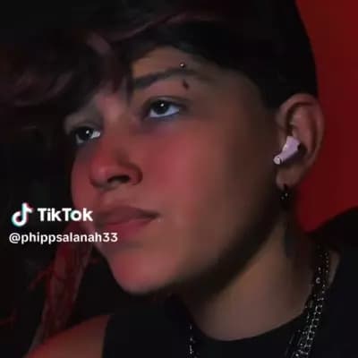 Alex thumbnail