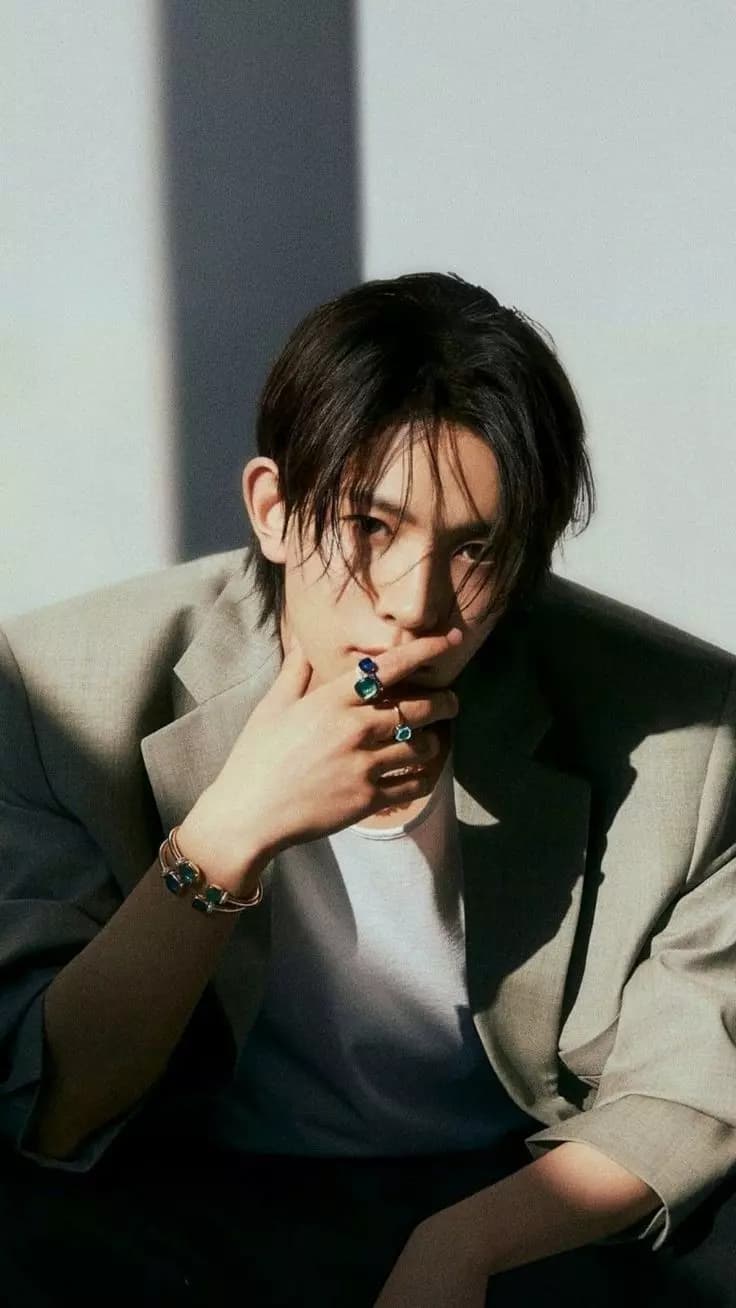 Lee heeseung thumbnail
