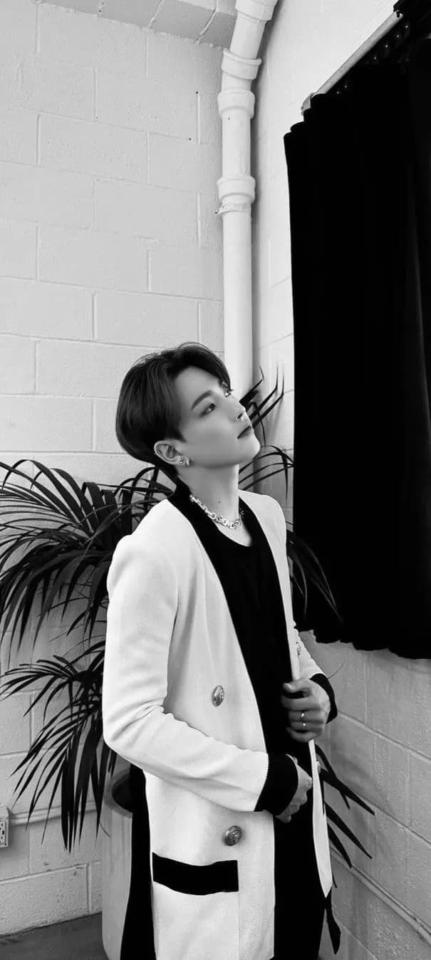 Hongjoong thumbnail