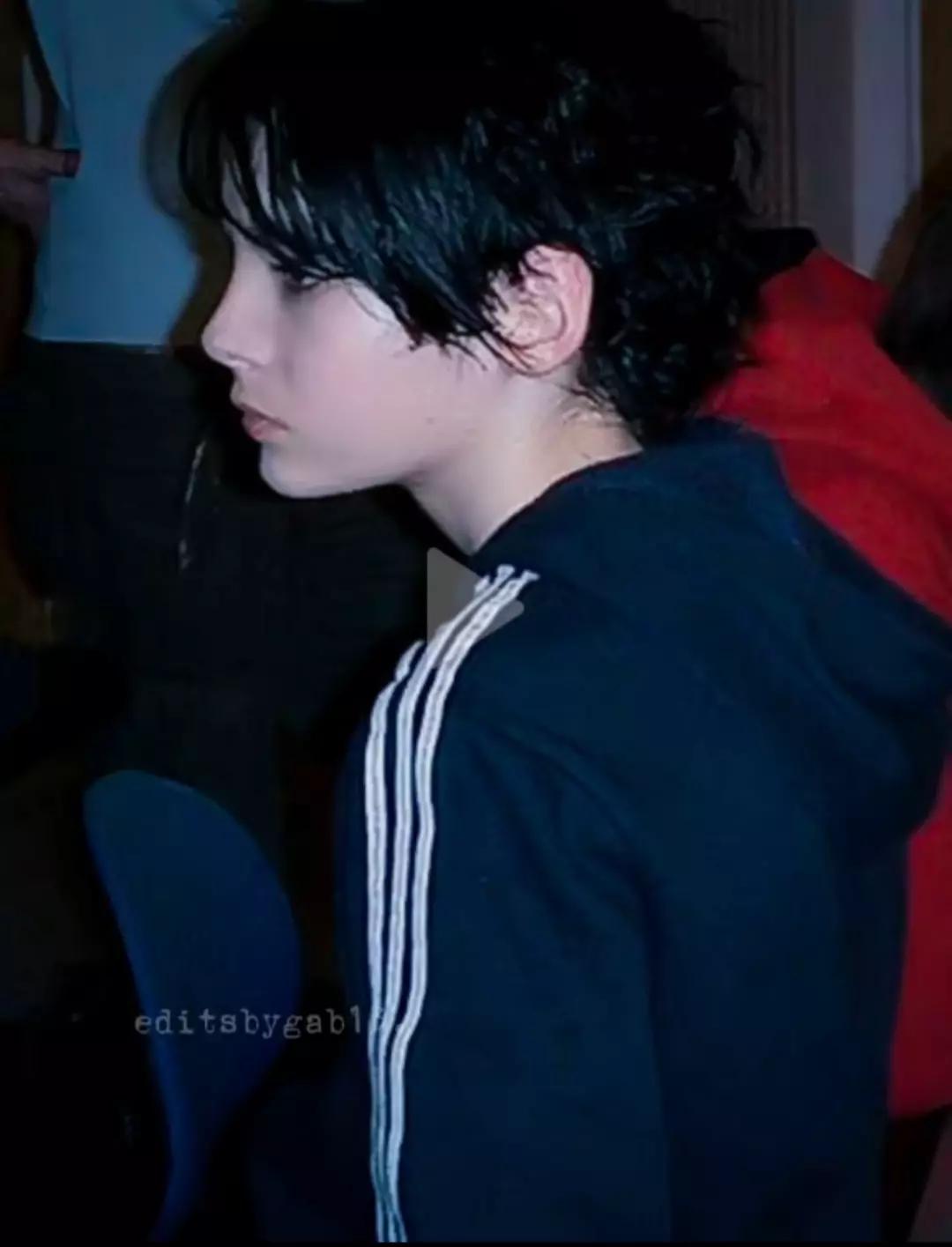 Bill Kaulitz thumbnail