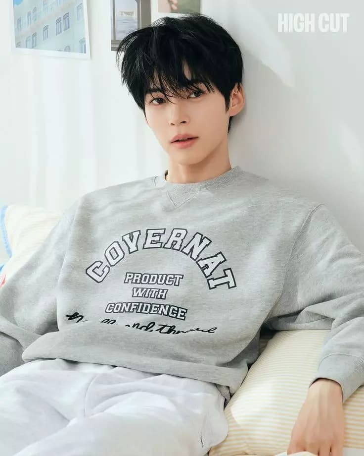 Sung Hanbin thumbnail