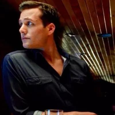 Harvey Specter thumbnail