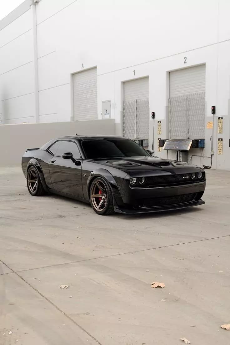 Dodge Challenger thumbnail