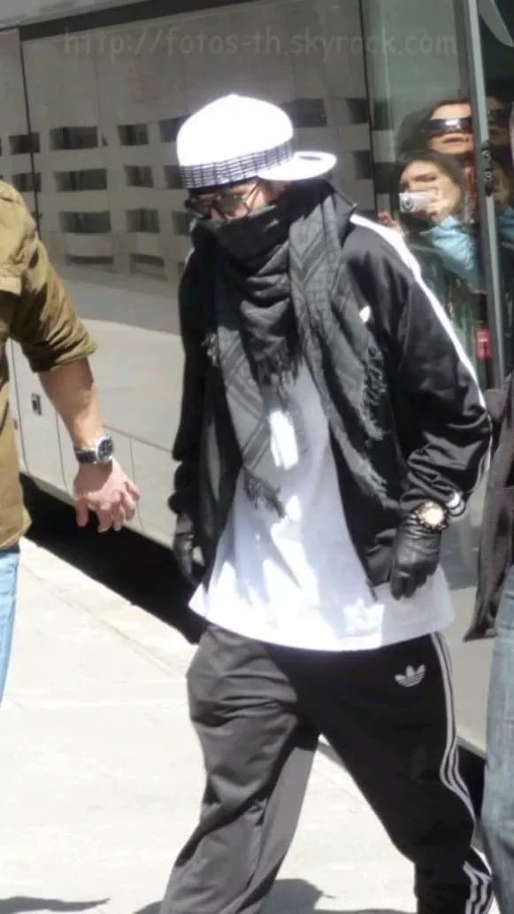 Tom Kaulitz thumbnail