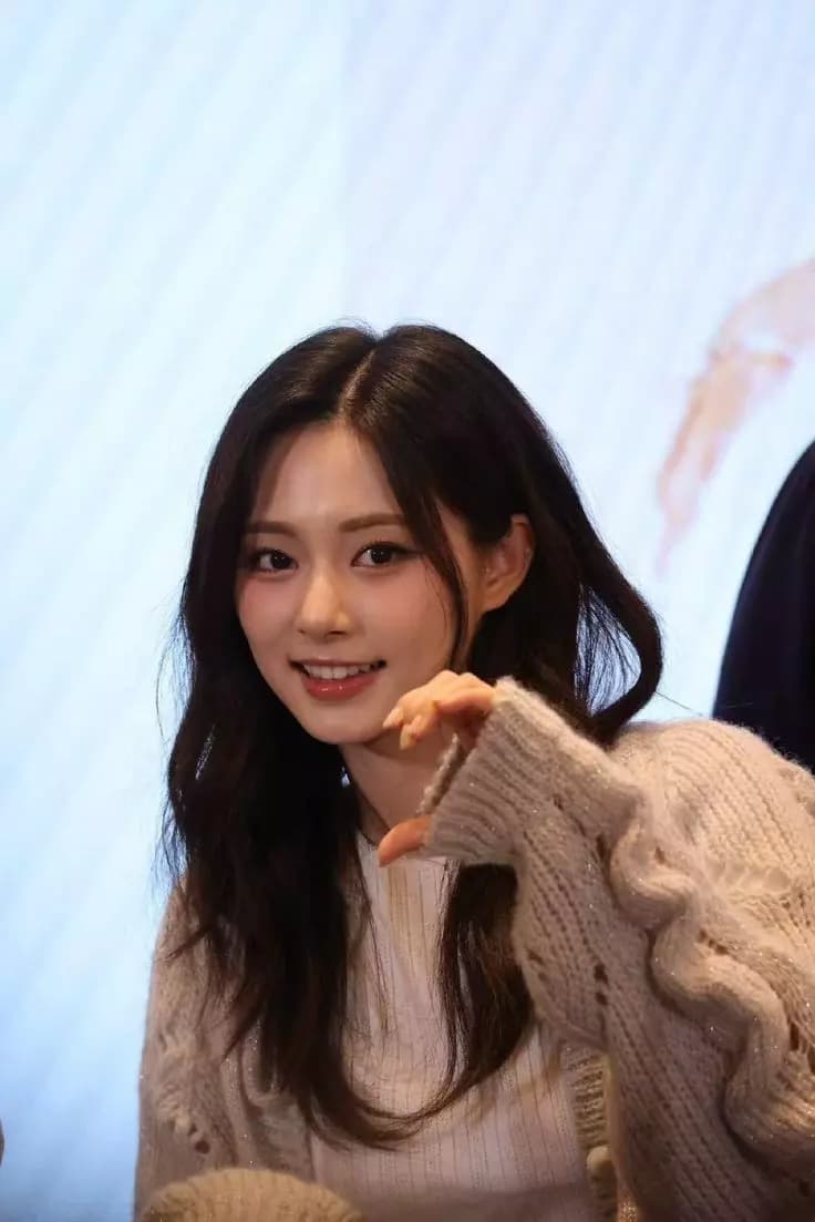 tzuyu thumbnail